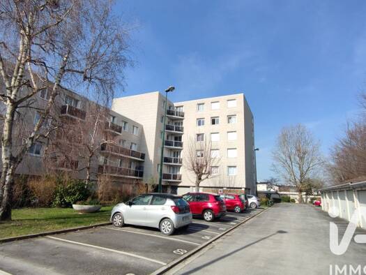 Appartement à vendre 140 000 € 3 pièces 2 chambres 63 m² Étage 2/5 Laon Zola-Neufchâtel-Orgeval Reims 51100