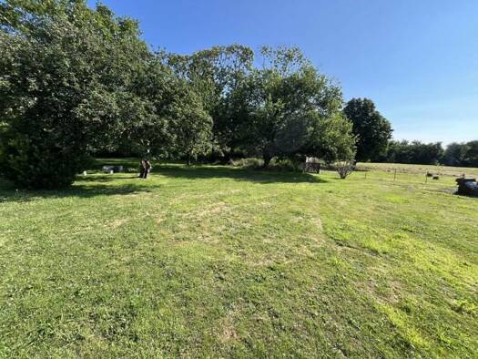 Terrain constructible à vendre 104 500 € 912 m² de terrain Les Villages-La Forêt Quimperle 29300