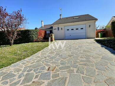 Maison de plain-pied à vendre 385 000 € 6 pièces 4 chambres 130 m² 672 m² de terrain La Verville Est Mennecy 91540