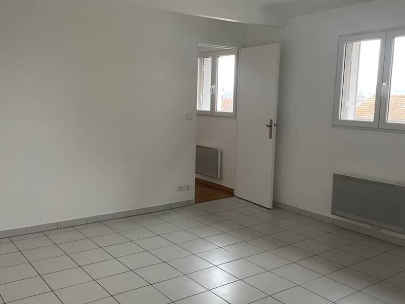 Maison à louer, 31m², SAINT MAUR DES FOSSES