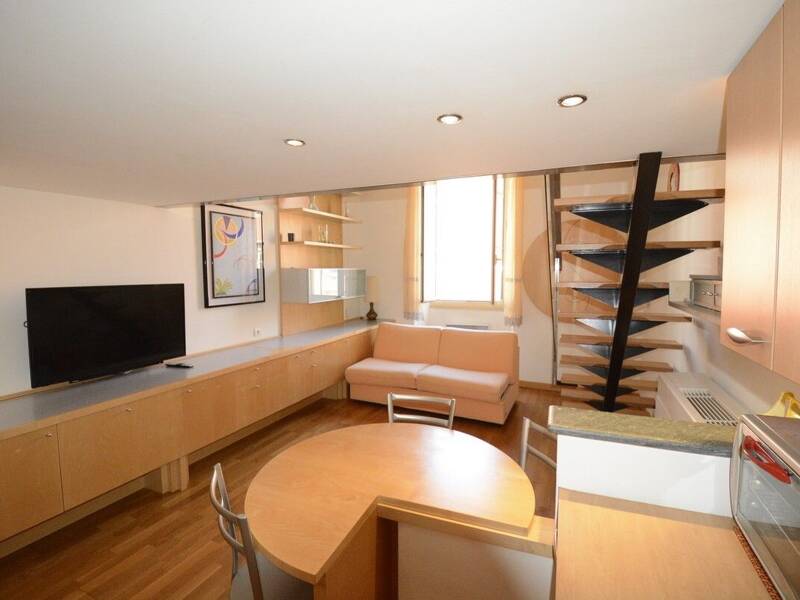 Maison à louer, 27m², NICE