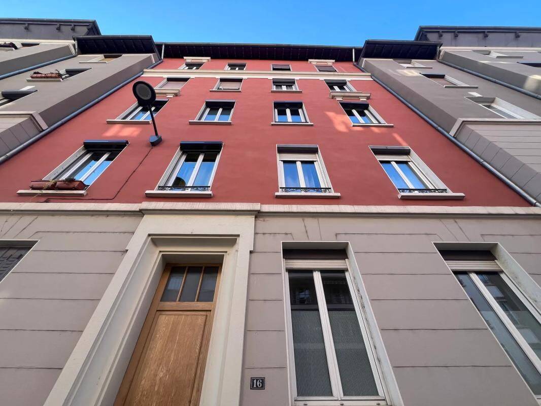 Appartement 2 pièces de 42 m² à Villeurbanne — 15