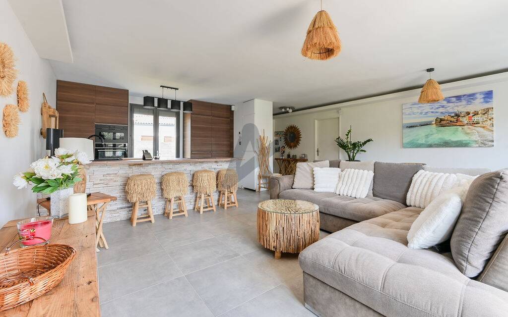 Maison à vendre, 119m², GREZIEU LA VARENNE