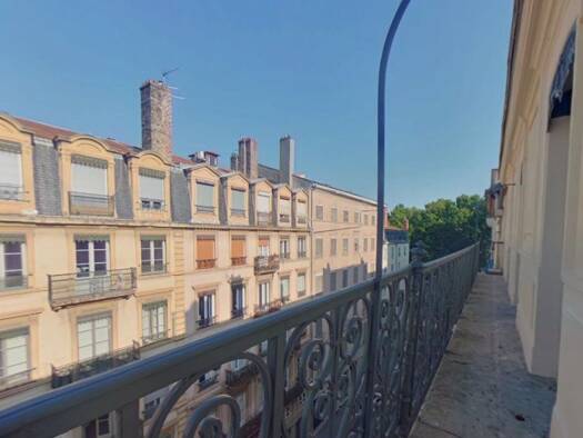 Appartement à louer 1 095 € 4 pièces 3 chambres 91 m² 4ème étage Foch Lyon 6ème arrondissement 69006