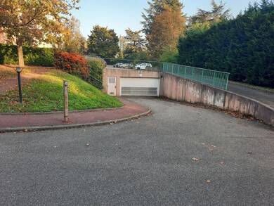 Garage/Stationnement à louer 60,54 € Centre Craponne 69290