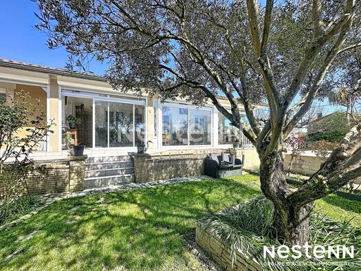 Maison de plain-pied à vendre 285 000 € 6 pièces 4 chambres 145 m² 1 109 m² de terrain Mirande 32300