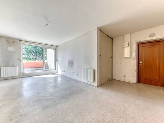 Appartement à vendre 169 000 € 3 pièces 2 chambres 65 m² RDC/5 Lyon 9ème arrondissement 69009