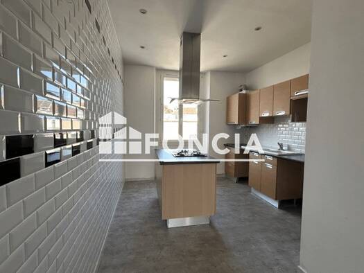 Appartement à louer 558 € 3 pièces 2 chambres 67,2 m² 2ème étage Ophite-Chantecler Lourdes 65100