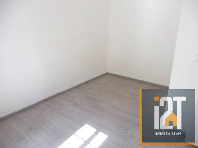 Maison à louer, 30m², NIMES