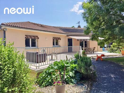 Maison à vendre 300 000 € 6 pièces 4 chambres 148 m² 1 799 m² de terrain Ytrac 15130