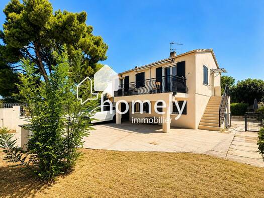 Maison à vendre 439 000 € 4 pièces 3 chambres 101 m² 453 m² de terrain Estrade-Aeroport-Les Beugons Marignane 13700
