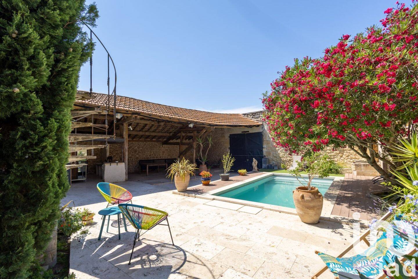 Maison à vendre, 325m², FONTVIEILLE