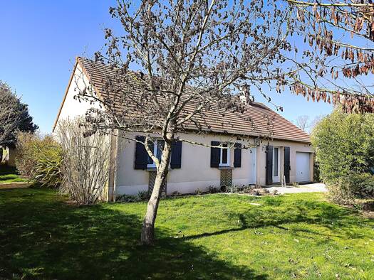 Maison à vendre 218 000 € 6 pièces 4 chambres 93 m² 740 m² de terrain Dammarie 28360