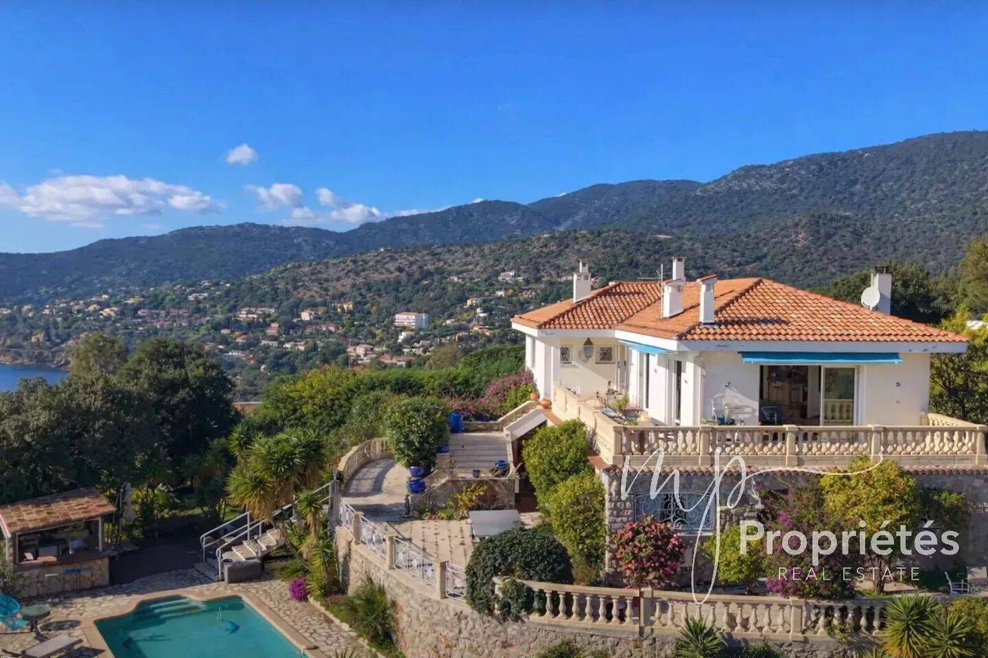 Maison à vendre, 255m², RAYOL CANADEL SUR MER