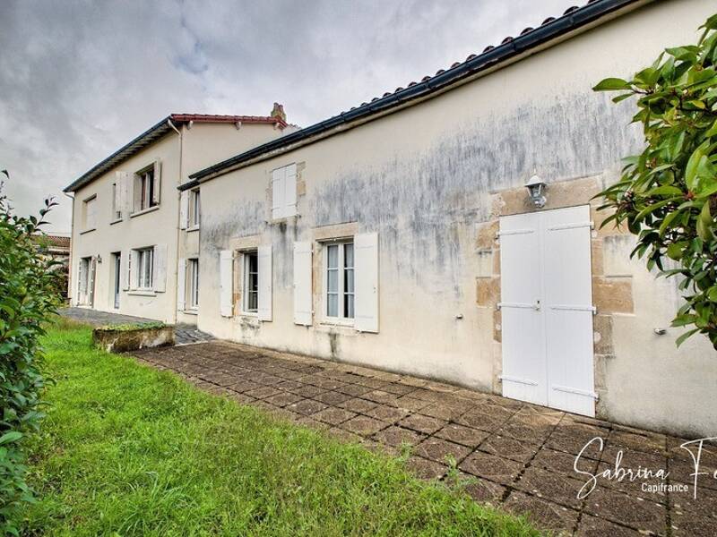 Maison à vendre, 239m², SAINT MEDARD D'AUNIS