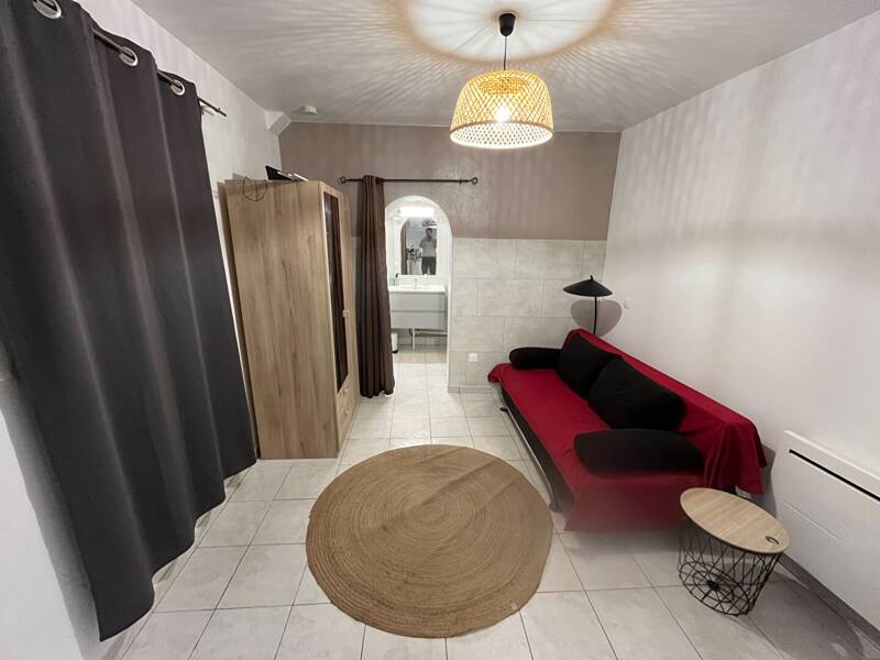 Maison à louer, 19m², PARIS 18E