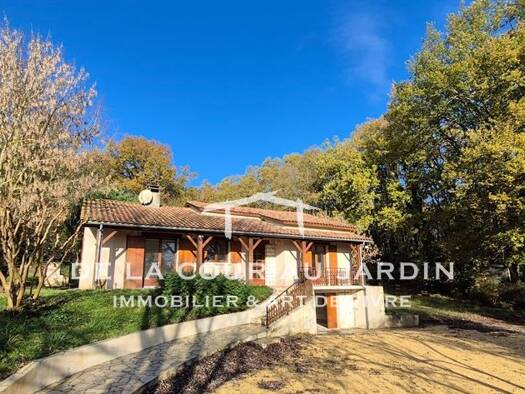 Maison à vendre 197 000 € 5 pièces 2 chambres 110 m² 2 464 m² de terrain Montastruc 47380