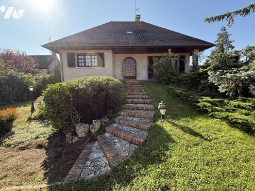 Maison à vendre 280 000 € 7 pièces 4 chambres 170 m² 734 m² de terrain Izier 21110