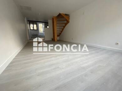 Maison à louer 585 € 5 pièces 4 chambres 82,7 m² Château-Porcien 08360