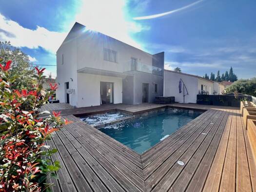 Maison à vendre 395 000 € 7 pièces 5 chambres 150 m² 370 m² de terrain Corneilla-la-Rivière 66550