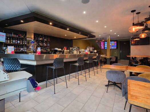 Local commercial à vendre 290 000 € 132 m² de surface de vente Soucieu-en-Jarrest 69510