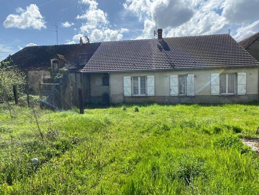 Maison à vendre 208 000 € 5 pièces 4 chambres 120 m² 3 810 m² de terrain Le Blanc 36300