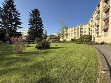 Appartement à vendre 134 000 € 3 pièces 2 chambres 50,3 m² Étage 1/3 Périchelles-Saint Hubert-Centre Gare-Abbesses Chelles 77500