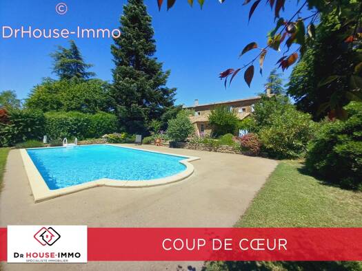 Maison à vendre 880 000 € 11 pièces 7 chambres 330 m² 4 865 m² de terrain Chabrillan 26400
