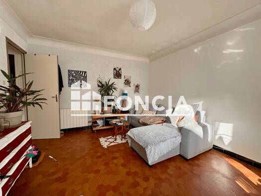 Appartement à vendre 72 500 € 2 pièces 1 chambre 52,6 m² Étage 1/2 Oloron-Sainte-Marie 64400