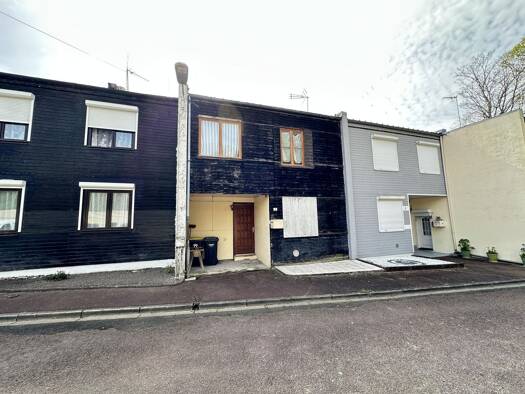 Maison jumelée à vendre 40 000 € 4 pièces 3 chambres 85 m² 96 m² de terrain Poix-de-Picardie 80290