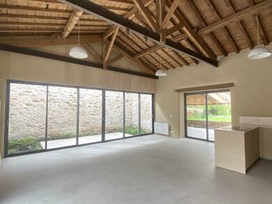 Maison à louer 1 550 € 5 pièces 4 chambres 110 m² La Chapelle Heulin 44330