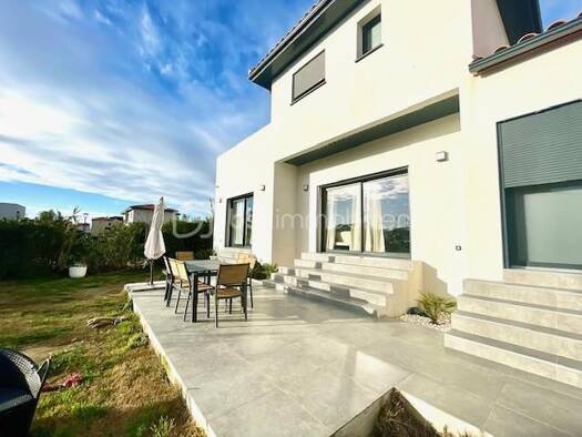 Maison à vendre 480 000 € 5 pièces 3 chambres 120 m² 499 m² de terrain Villelongue-de-la-Salanque 66410