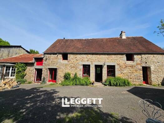 Maison à vendre 299 000 € 4 pièces 3 chambres 106 m² 30 200 m² de terrain La Lande-de-Goult 61320