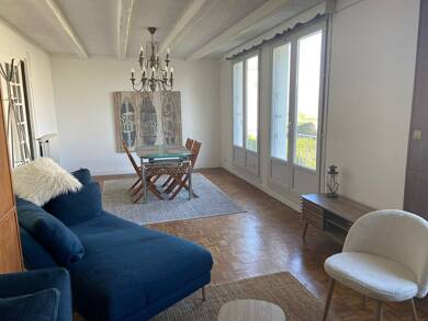 Appartement à louer 850 € 4 pièces 2 chambres 87 m² Étage 1/3 Brest 29200