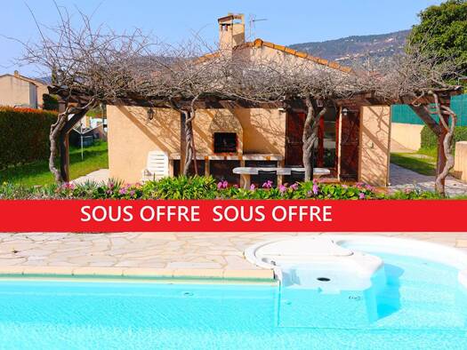 Maison de plain-pied à vendre 470 000 € 4 pièces 3 chambres 104 m² 676 m² de terrain Est Peymeinade 06530