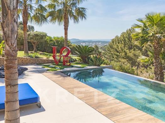 Maison à vendre - Neuf 2 290 000 € 9 pièces 5 chambres 310 m² 1 995 m² de terrain La Valette du Var 83160