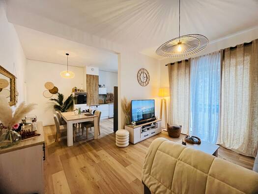 Appartement à vendre 135 800 € 3 pièces 2 chambres 76 m² Étage 1/2 Sainte Catherine Villeneuve-sur-Lot 47300