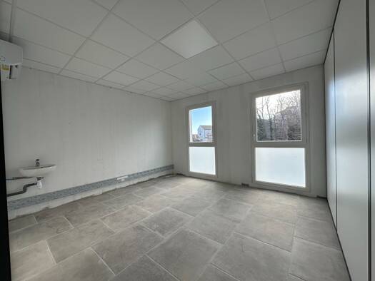 Espace bureau à louer 2 083 € 127 m² de bureaux Boujan-sur-Libron 34760