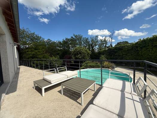 Maison à vendre 369 000 € 5 pièces 3 chambres 106 m² 950 m² de terrain Vienne 38200