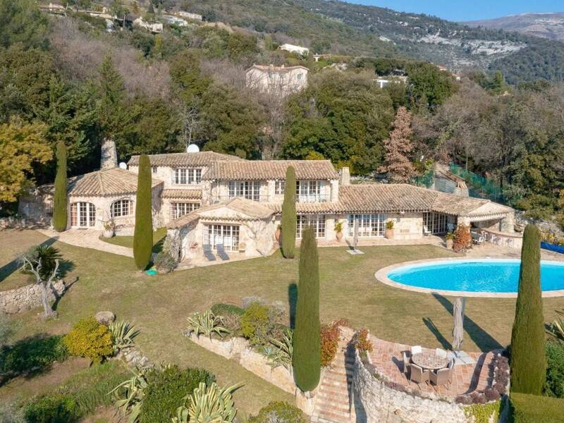 Maison à vendre, 420m², TOURRETTES SUR LOUP