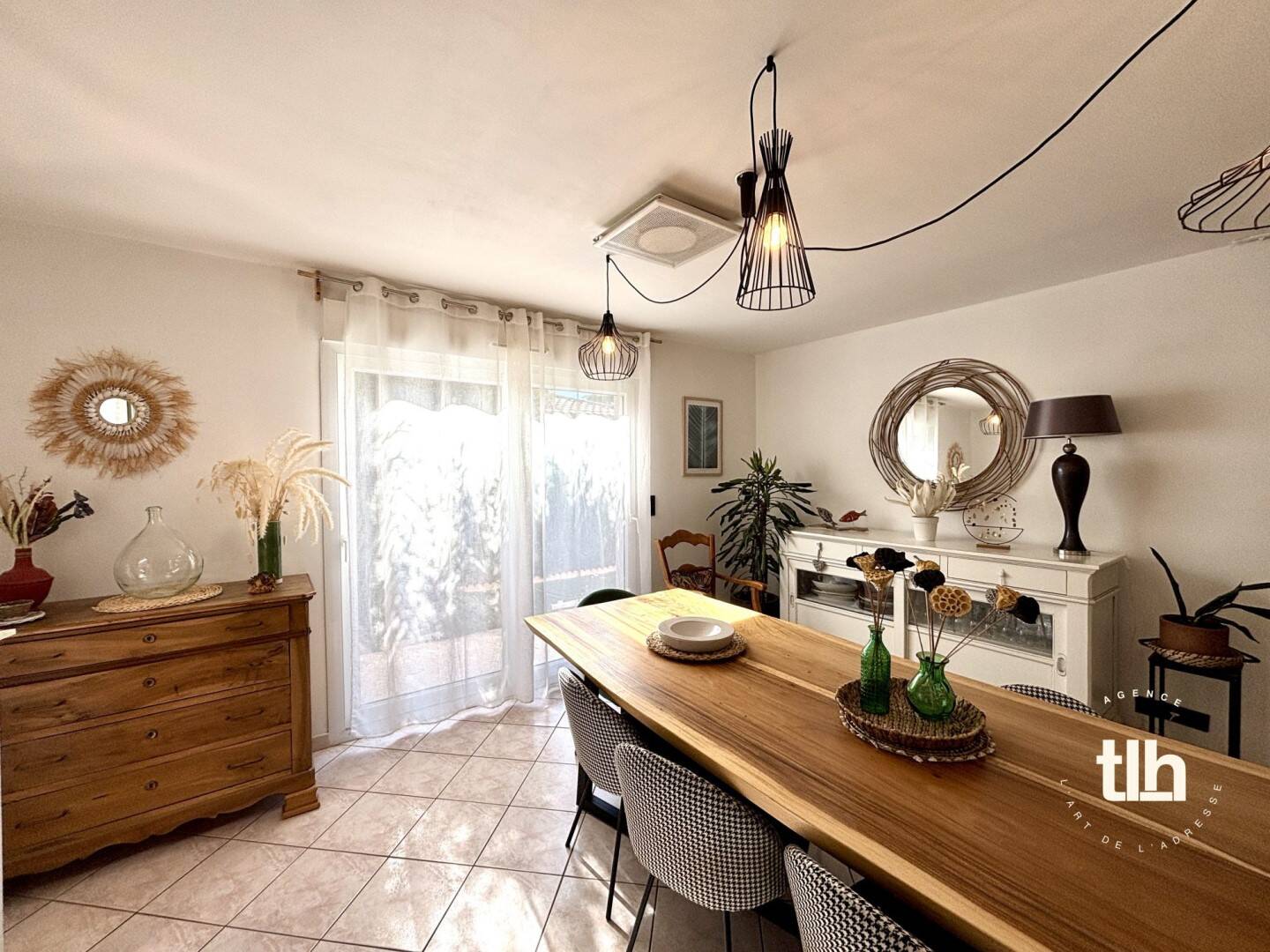 Maison à vendre, 184m², NISSAN LEZ ENSERUNE