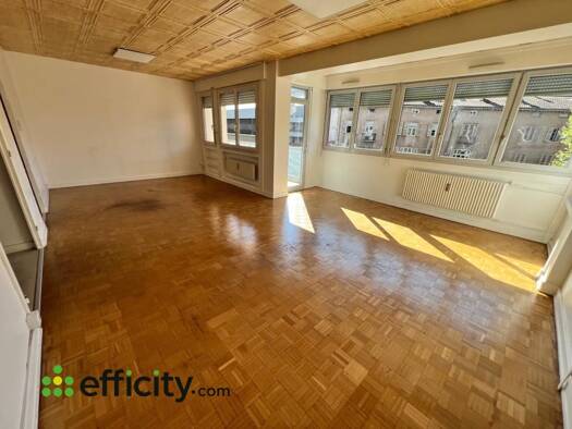 Appartement à vendre 159 000 € 4 pièces 2 chambres 89 m² Étage 2/6 Herriot Mâcon 71000