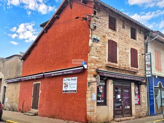 Local commercial à vendre 95 000 € 130 m² de surface de vente Pont-de-Vaux 01190