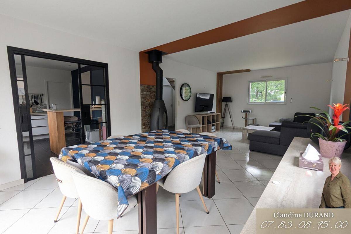 Maison à vendre, 135m², SAINTE ANNE SUR BRIVET