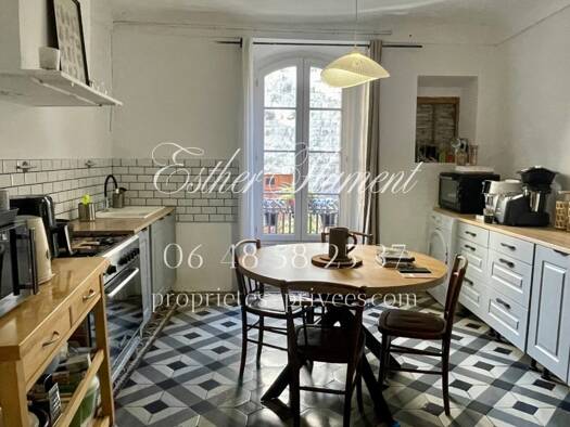 Duplex à vendre 145 000 € 3 pièces 2 chambres 95 m² RDC Sauve 30610