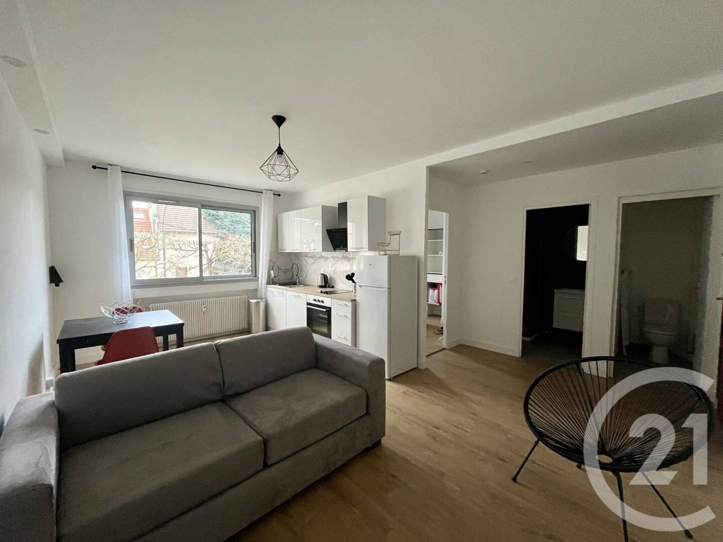 Maison à louer, 35m², SAINT MAUR DES FOSSES