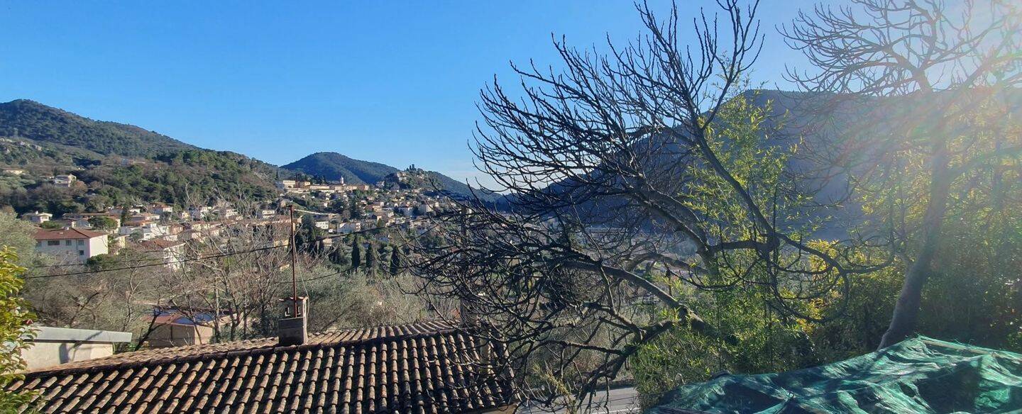 Maison à vendre, 89m², TOURRETTE LEVENS