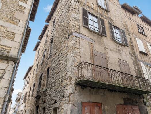 Immeuble à vendre 110 000 € 420 m² La Bastide Villefranche-de-Rouergue 12200
