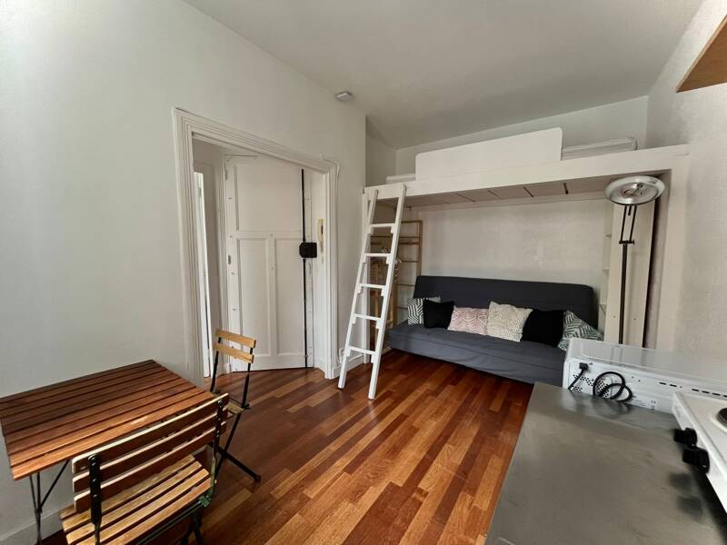 Maison à louer, 14m², PARIS 18E