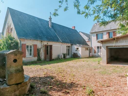 Maison de ville à vendre 86 900 € 7 pièces 3 chambres 151 m² 519 m² de terrain Baugy 18800